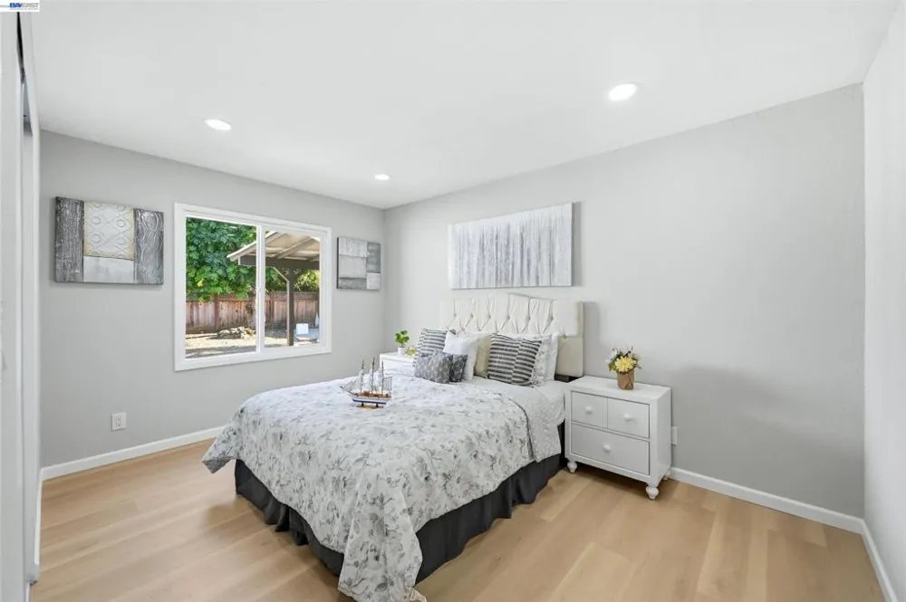 59 Lafayette Ave Hayward, CA 94544