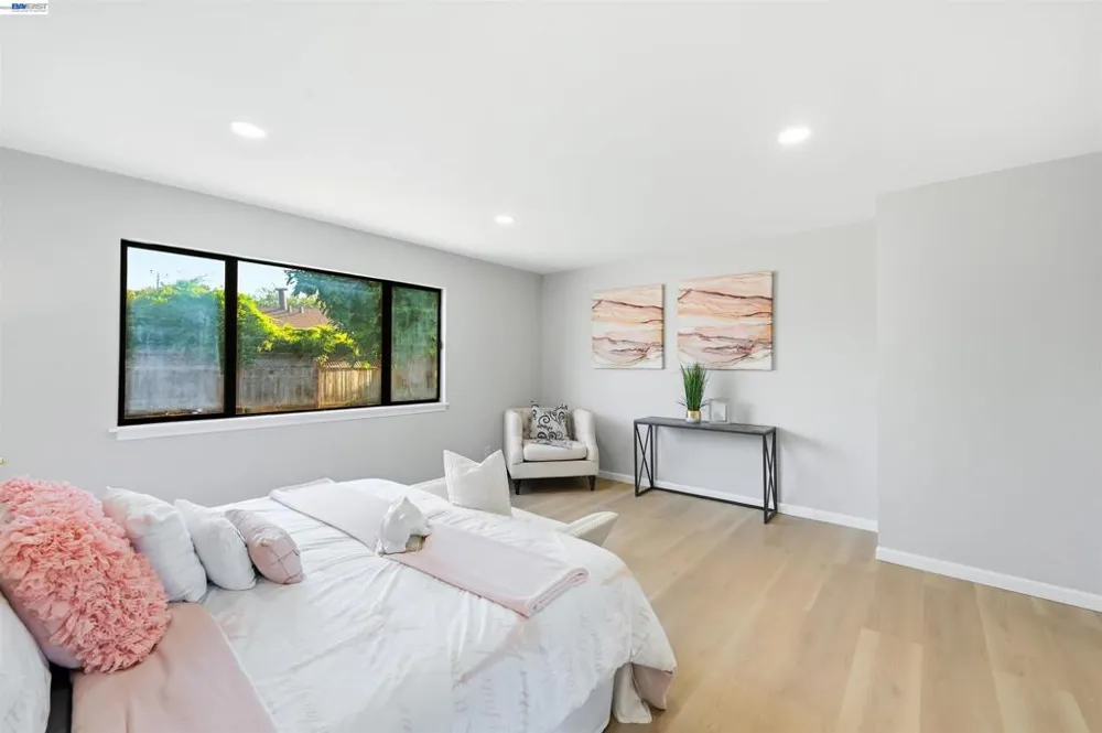 59 Lafayette Ave Hayward, CA 94544