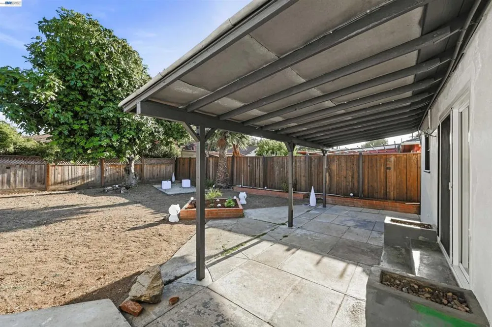59 Lafayette Ave Hayward, CA 94544