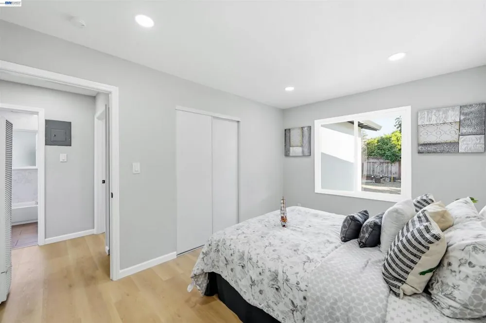 59 Lafayette Ave Hayward, CA 94544