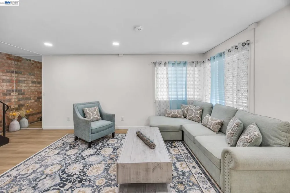 2201 Partridge Way #2 Union City, CA 94587