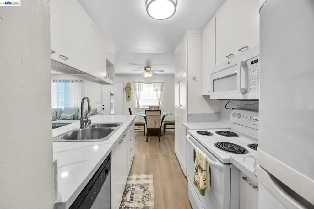 2201 Partridge Way #2 Union City, CA 94587