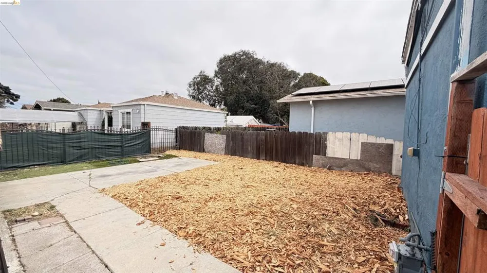 801 Maine Ave Richmond, CA 94804