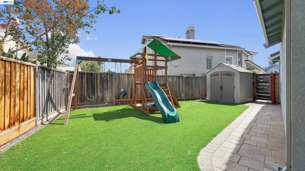 5197 Rose Way Union City, CA 94587