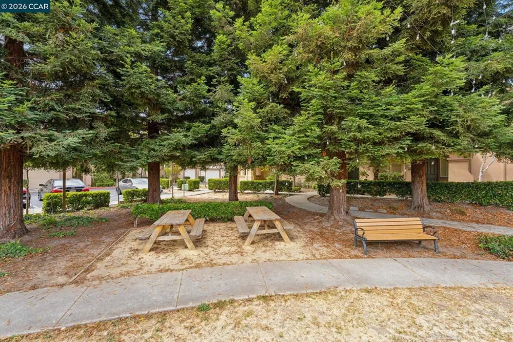 106 Santa Ines St San Pablo, CA 94806