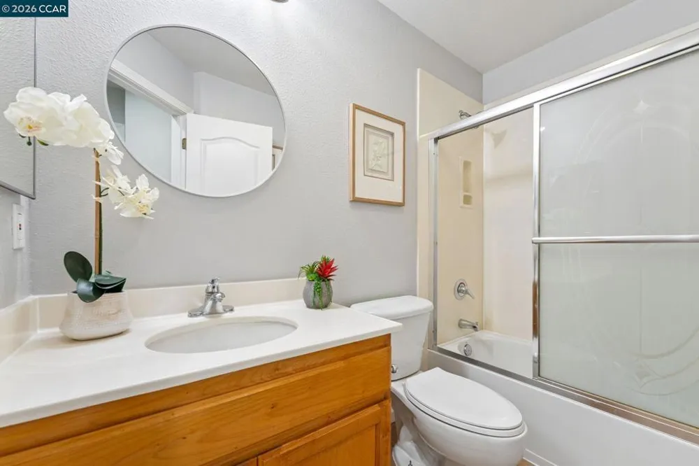 106 Santa Ines St San Pablo, CA 94806