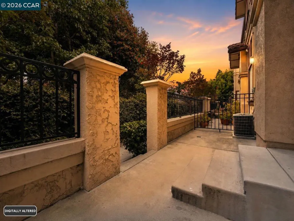 106 Santa Ines St San Pablo, CA 94806