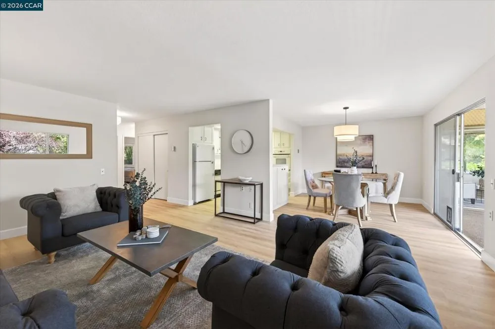 3410 Tice Creek Dr #2 Walnut Creek, CA 94595