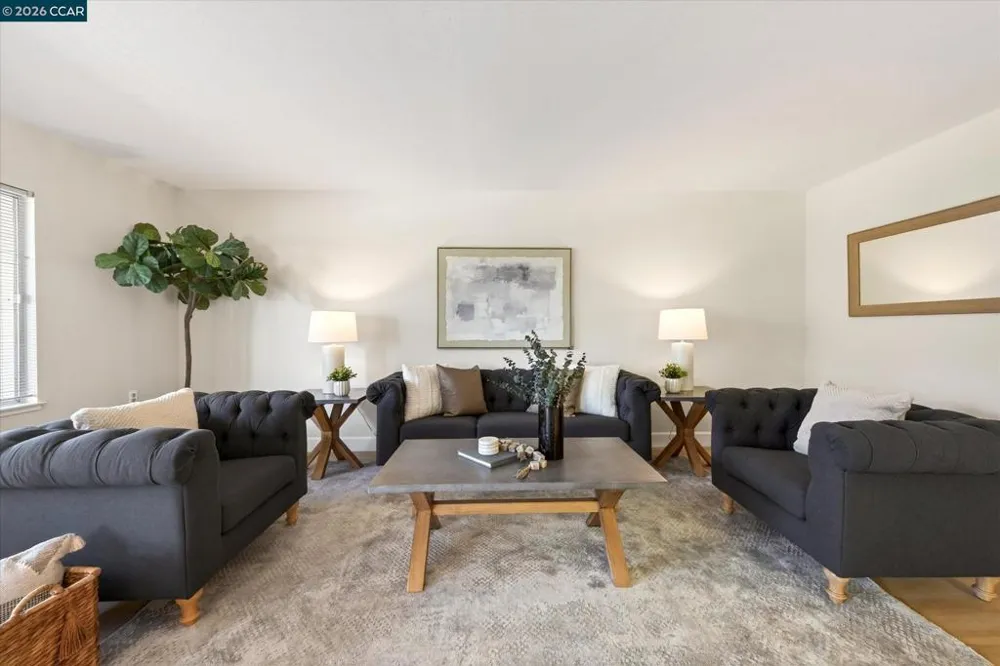 3410 Tice Creek Dr #2 Walnut Creek, CA 94595