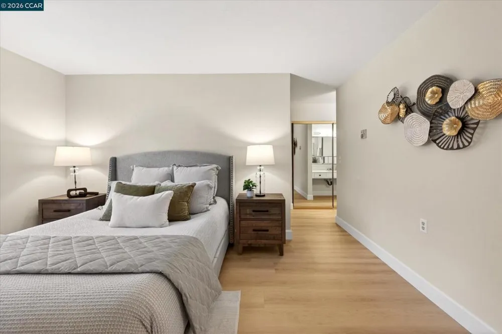 3410 Tice Creek Dr #2 Walnut Creek, CA 94595