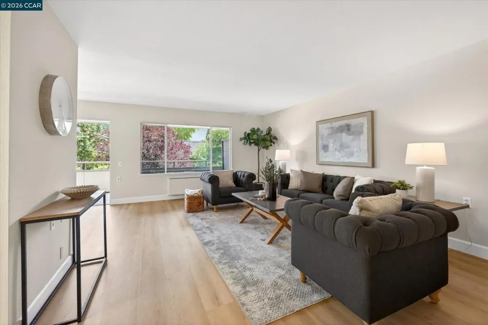 3410 Tice Creek Dr #2 Walnut Creek, CA 94595