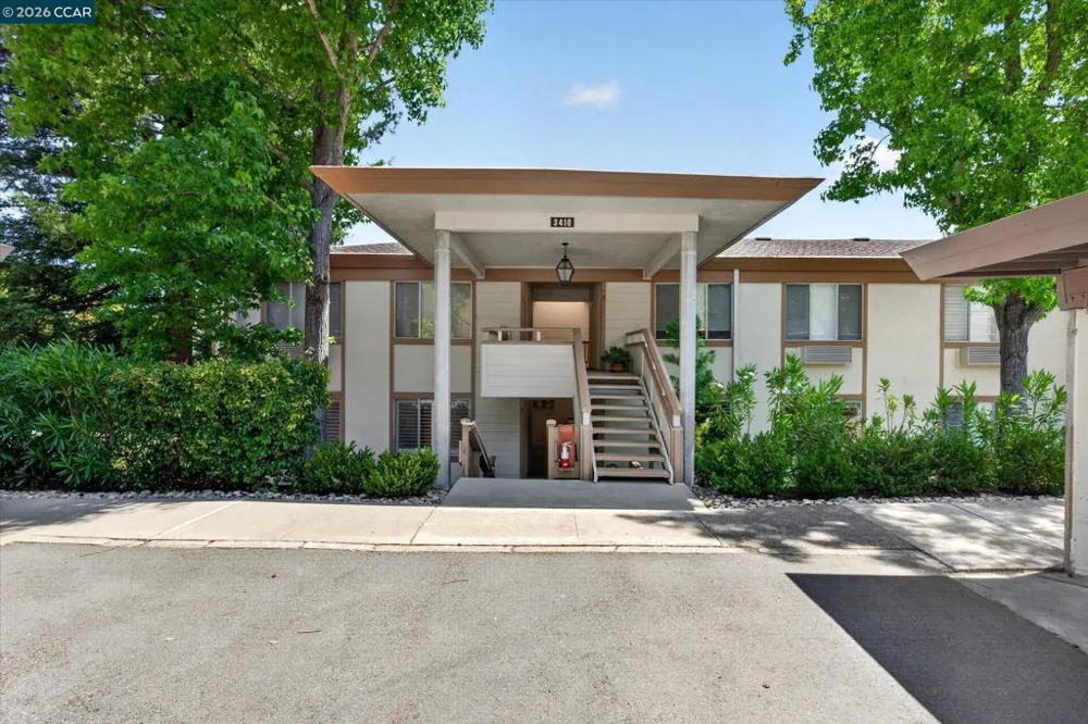 3410 Tice Creek Dr #2 Walnut Creek, CA 94595