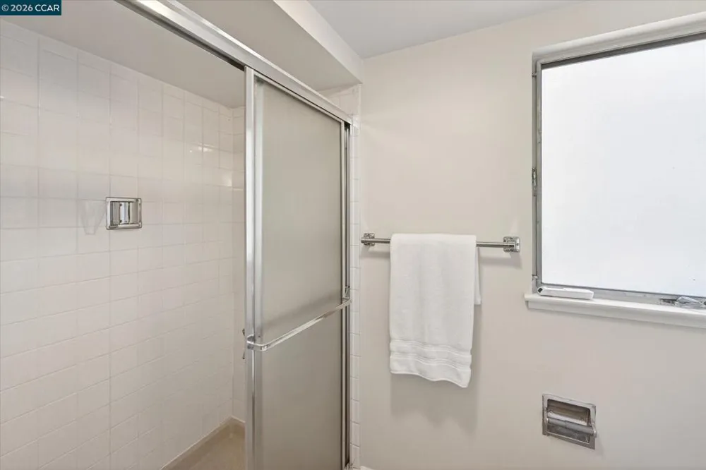3410 Tice Creek Dr #2 Walnut Creek, CA 94595