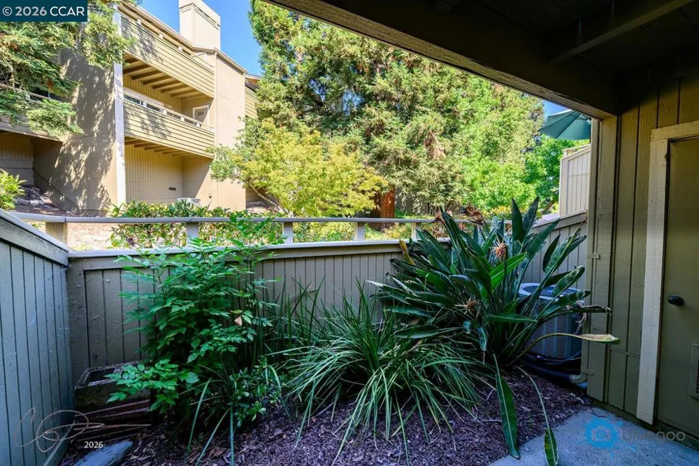 324 Eastgate Ln Martinez, CA 94553