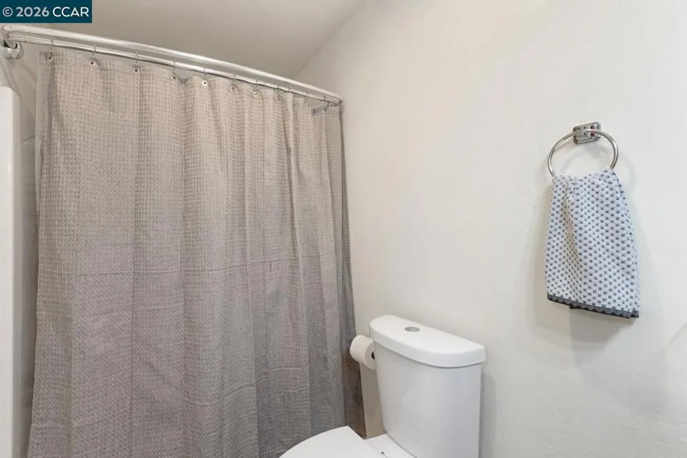 324 Eastgate Ln Martinez, CA 94553
