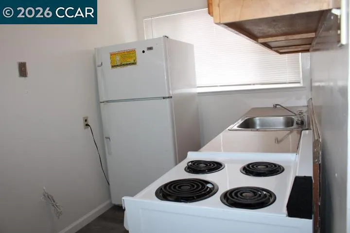 2033 NEVIN AVE. Richmond, CA 94804
