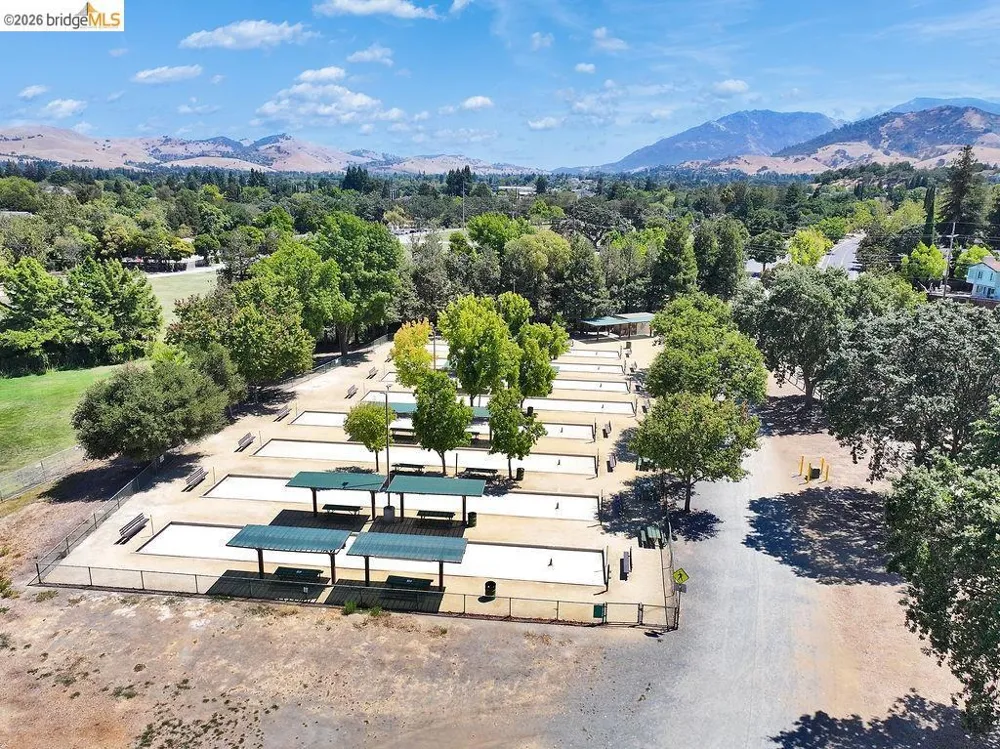 4874 Wolf Way Concord, CA 94521
