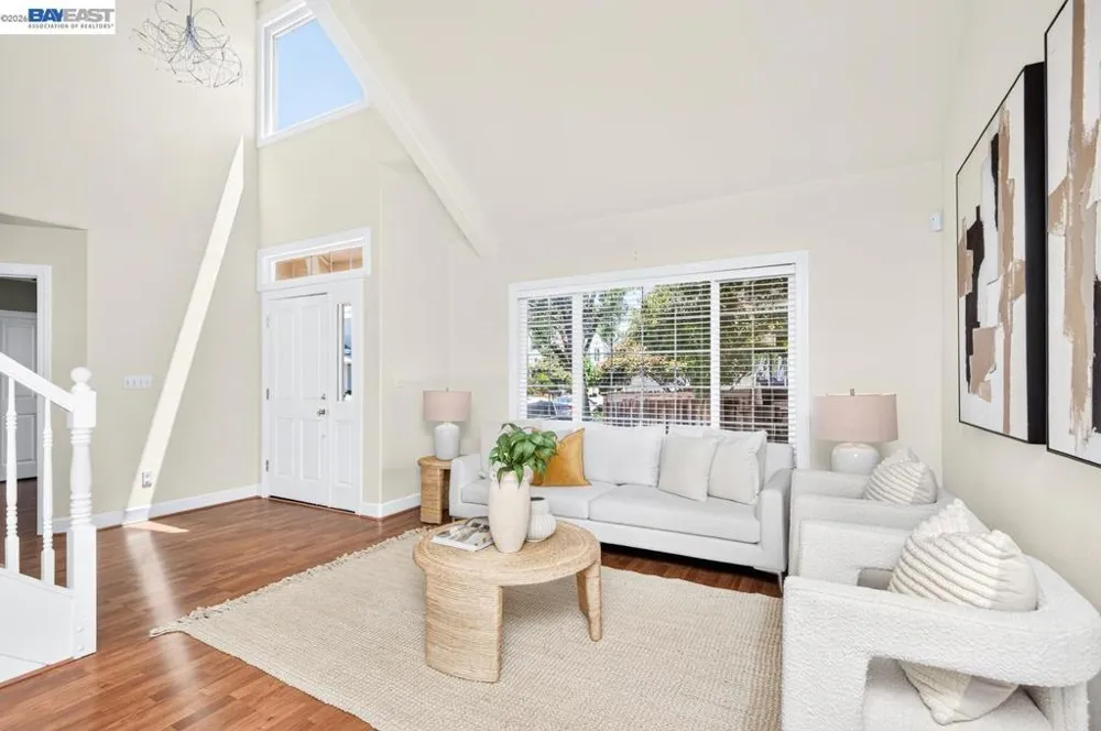 282 Del Valle Ct Pleasanton, CA 94566