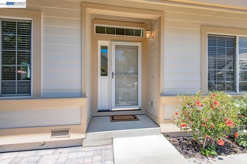 282 Del Valle Ct Pleasanton, CA 94566