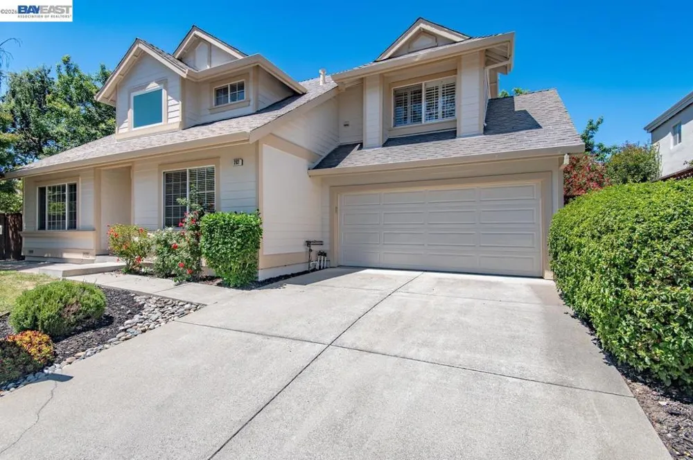 282 Del Valle Ct Pleasanton, CA 94566