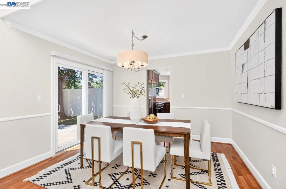 282 Del Valle Ct Pleasanton, CA 94566