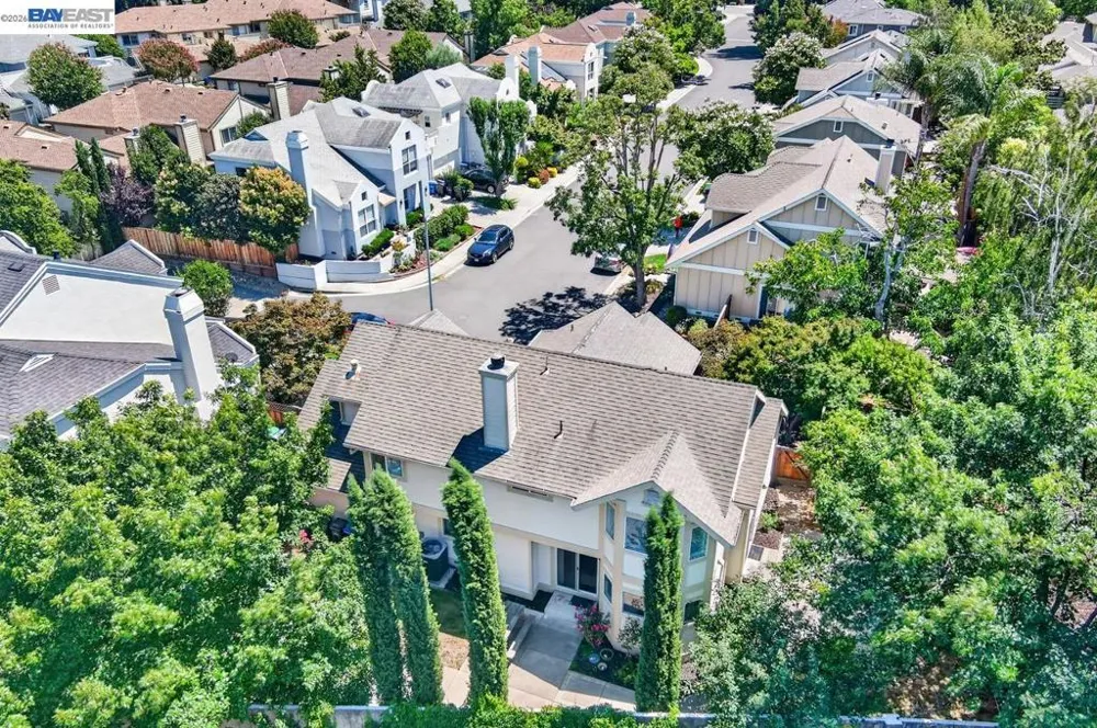 282 Del Valle Ct Pleasanton, CA 94566