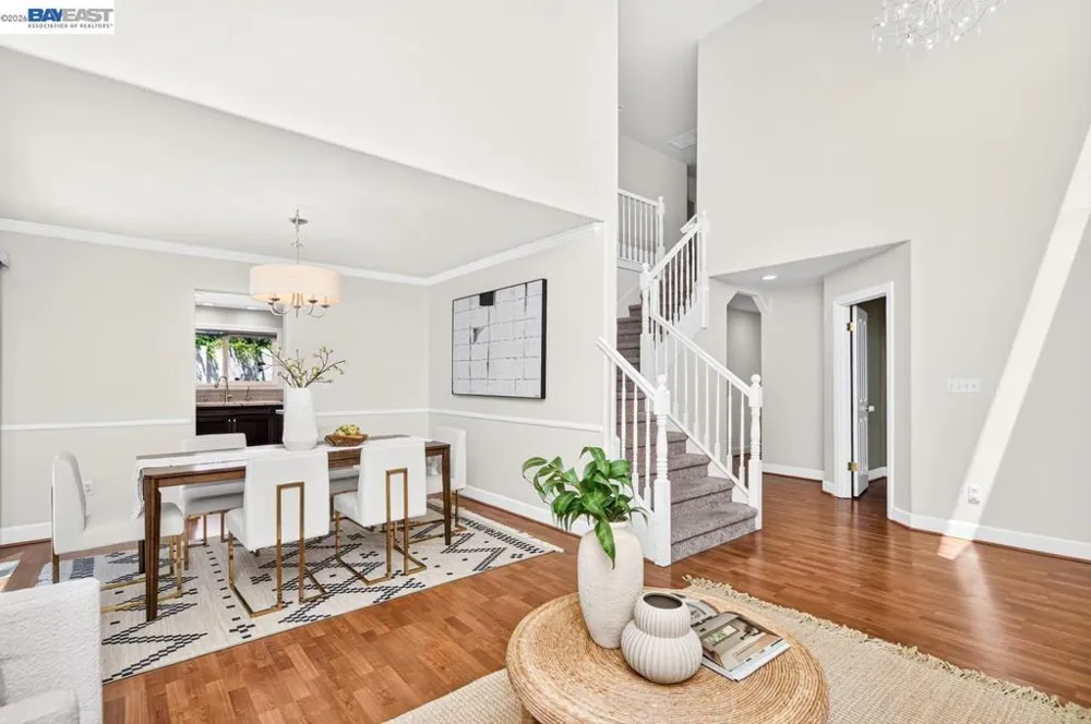 282 Del Valle Ct Pleasanton, CA 94566
