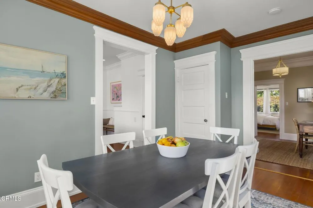 1106 E Santa Clara Street Ventura, CA 93001