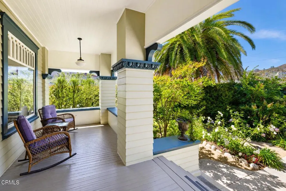1106 E Santa Clara Street Ventura, CA 93001