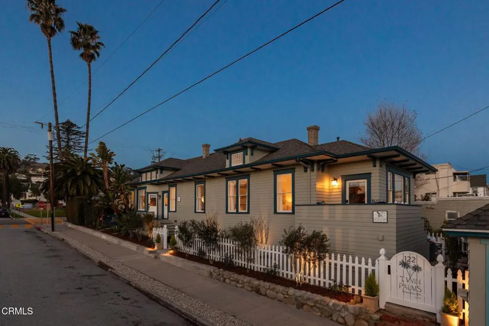 1106 E Santa Clara Street Ventura, CA 93001