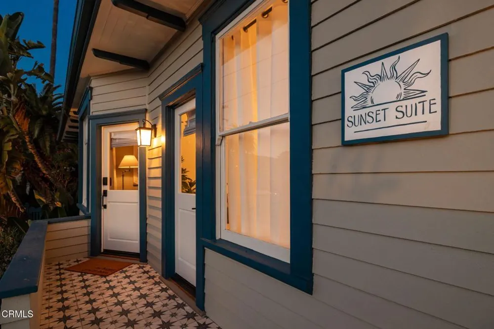 1106 E Santa Clara Street Ventura, CA 93001