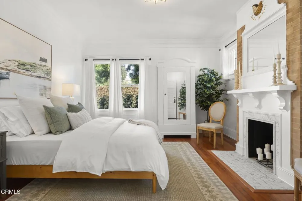 1106 E Santa Clara Street Ventura, CA 93001