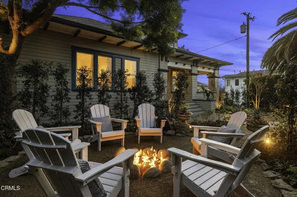 1106 E Santa Clara Street Ventura, CA 93001
