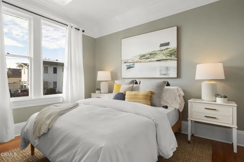 1106 E Santa Clara Street Ventura, CA 93001