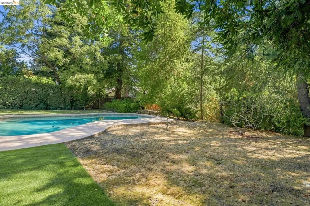 5075 Alhambra Valley Rd Martinez, CA 94553