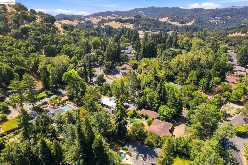 5075 Alhambra Valley Rd Martinez, CA 94553