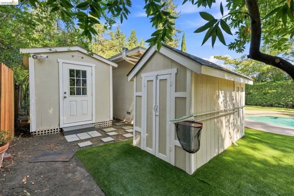 5075 Alhambra Valley Rd Martinez, CA 94553