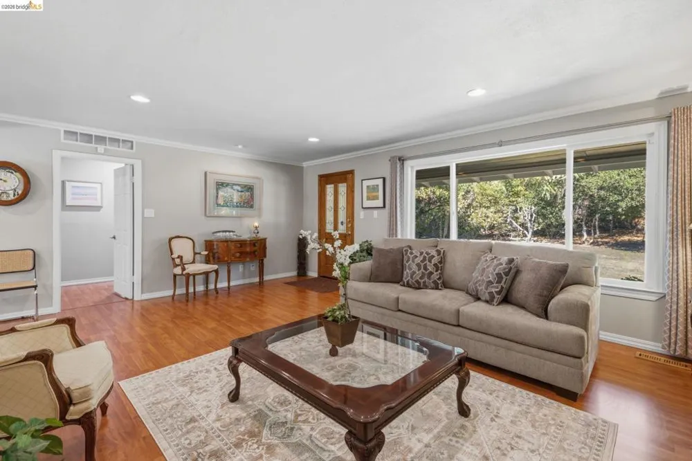 5075 Alhambra Valley Rd Martinez, CA 94553