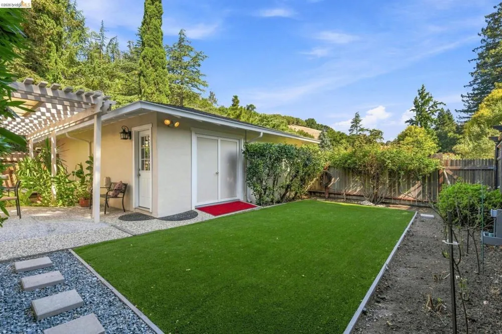 5075 Alhambra Valley Rd Martinez, CA 94553