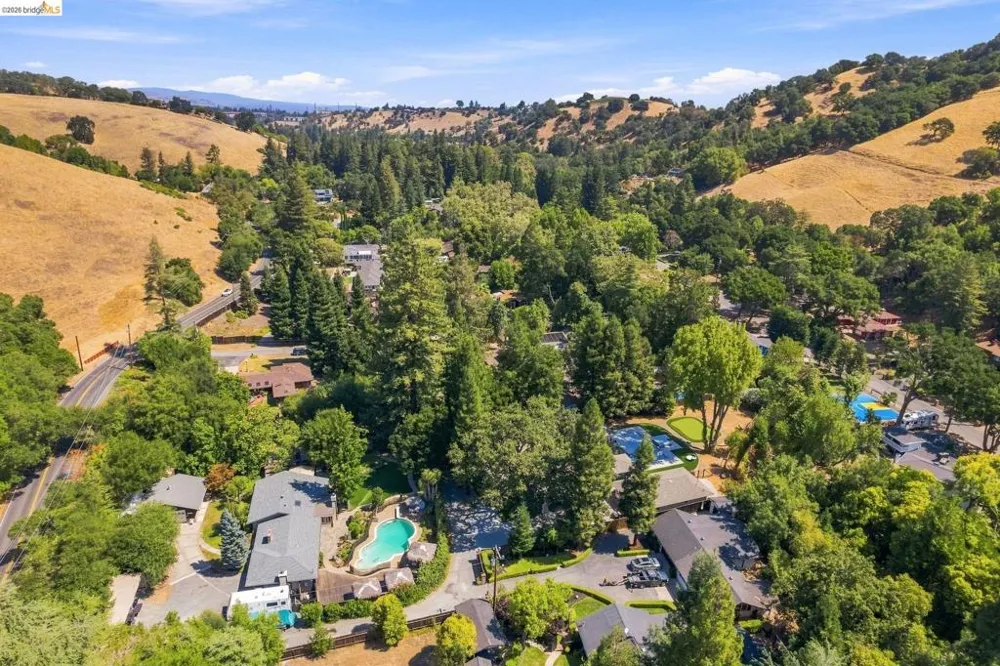 5075 Alhambra Valley Rd Martinez, CA 94553