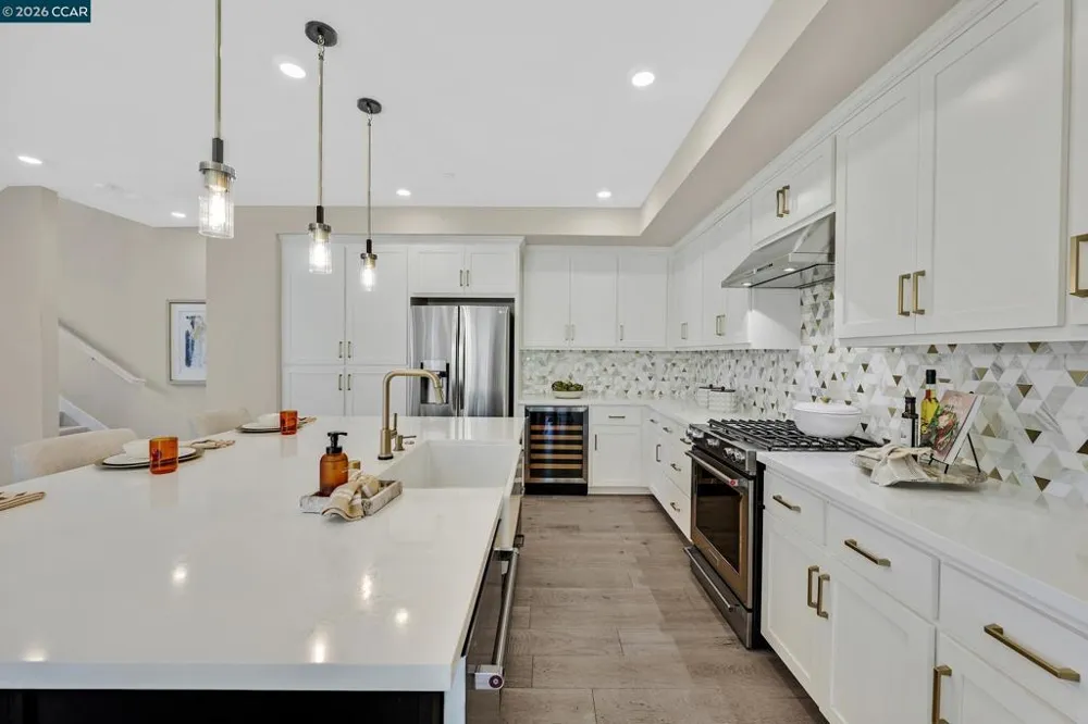 5453 Melissa Ln Dublin, CA 94568
