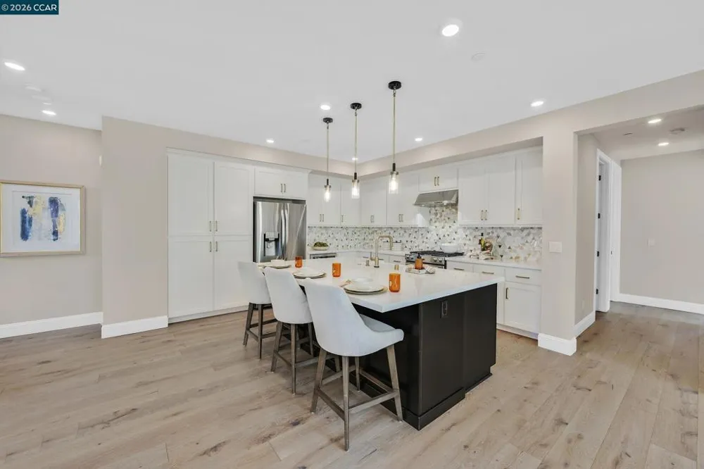 5453 Melissa Ln Dublin, CA 94568