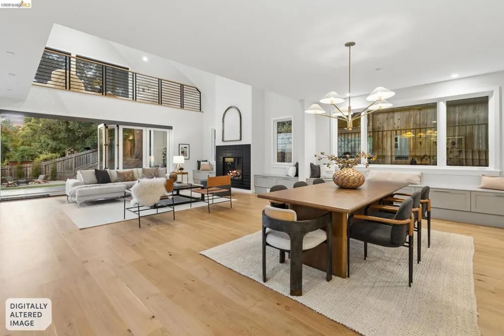 915 Grosvenor Place Oakland, CA 94610