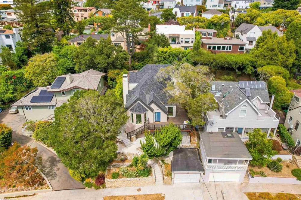 483 Boynton Ave Berkeley, CA 94707