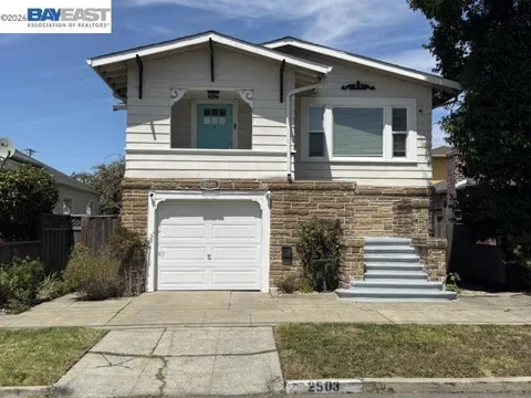 2503 Lowell Ave