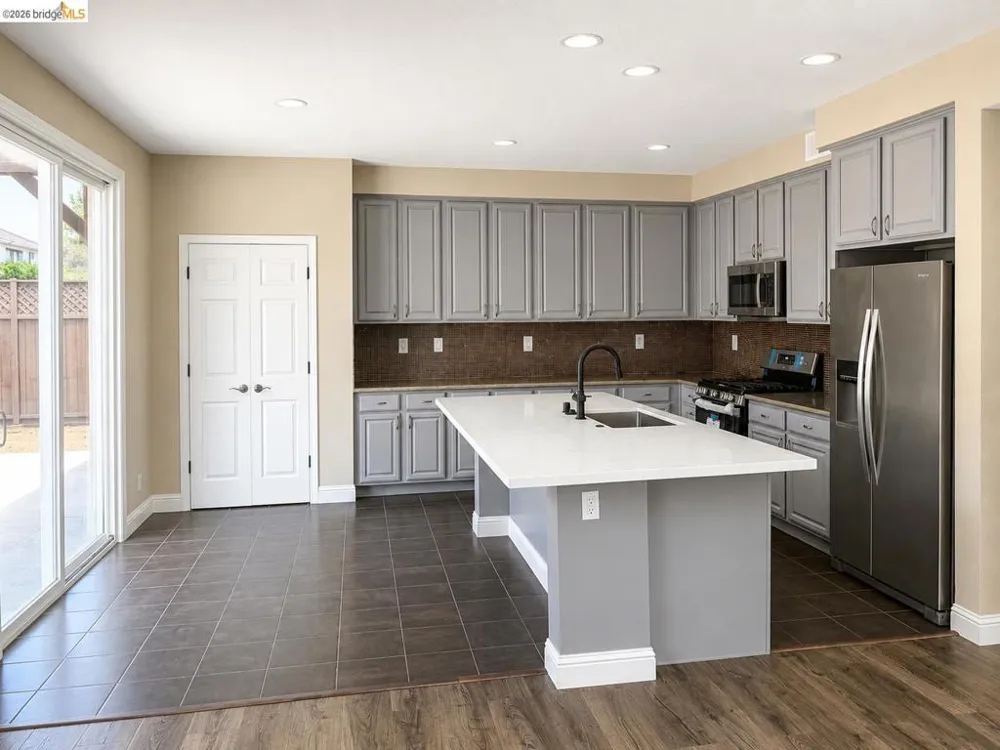 39 Keith Ct. Oakley, CA 94561