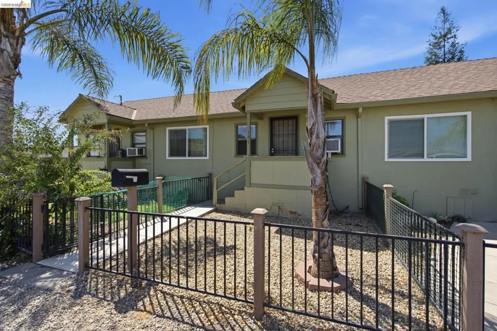 155 south washington avenue Manteca, CA 95336