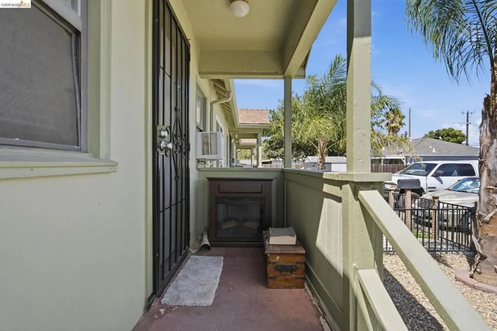 155 south washington avenue Manteca, CA 95336