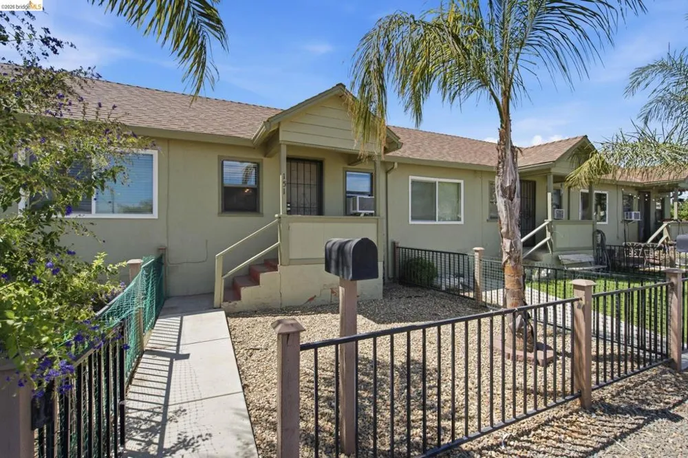 155 south washington avenue Manteca, CA 95336