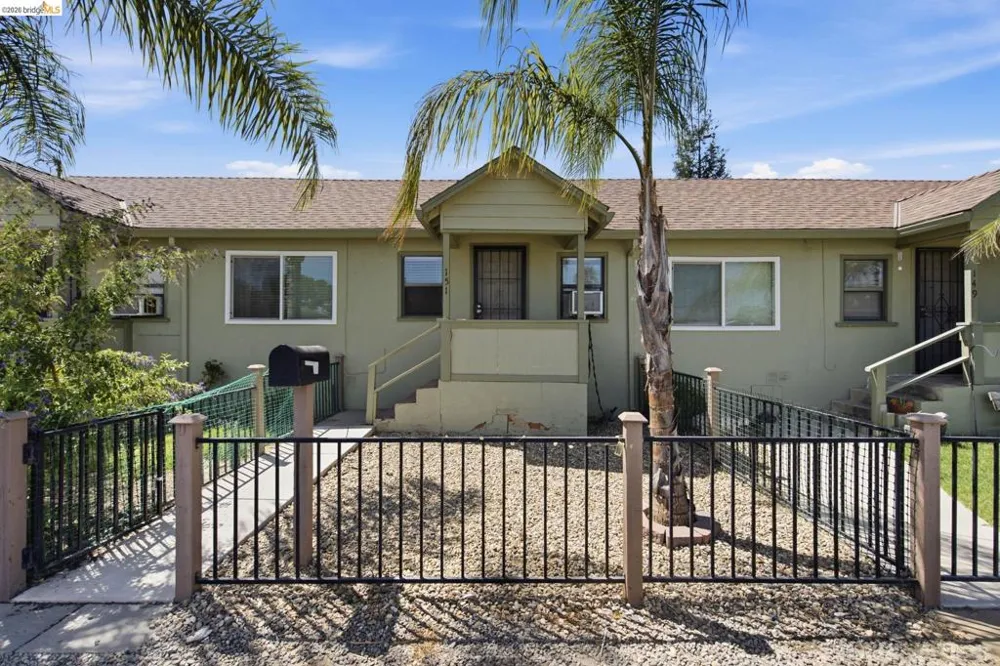 155 south washington avenue Manteca, CA 95336